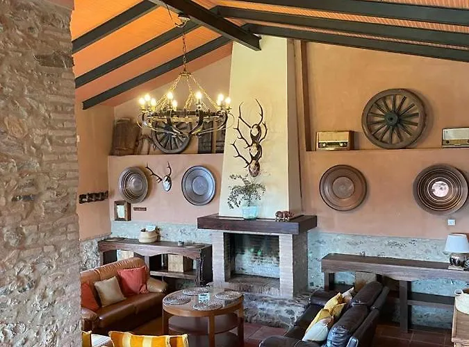 Летний дом Dehesillas Монестерио